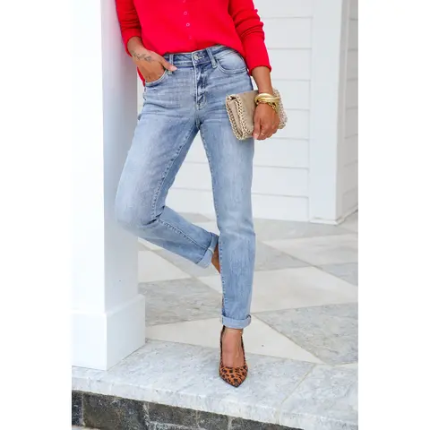 Restock! Judy Blue Work From Home Mid Rise Bleach Washed Boyfriends