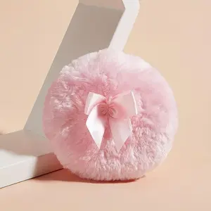 Large-sized fluffy makeup sponge - Ultra-soft and washable makeup sponge with a pink bow, suitable for face and body, can be used wet or dry, and is compatible with loose and pressed powder forms.