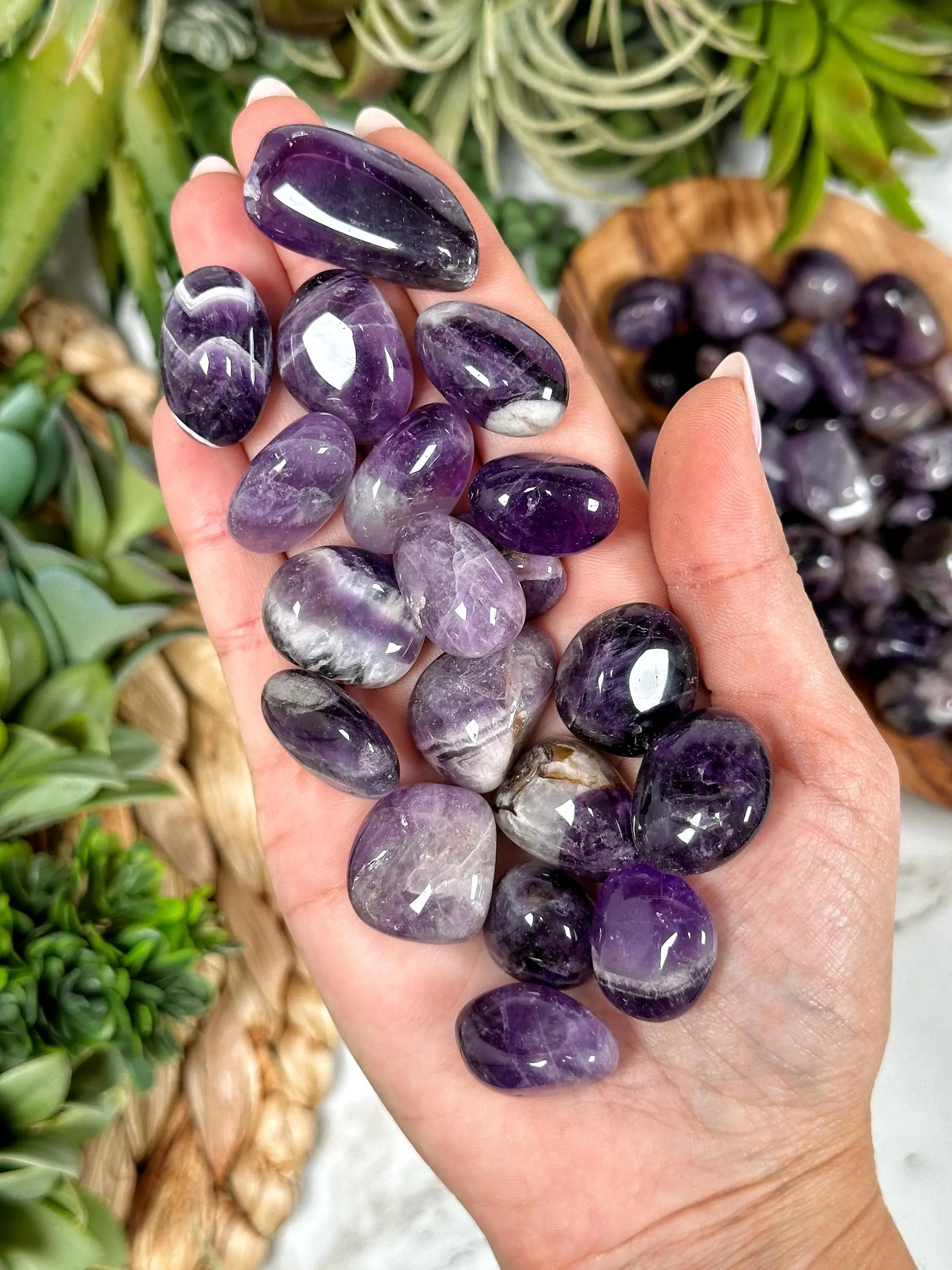 5pcs Natural Amethyst Tumbled Stones Premium Chakra Healing Intuitively Chosen Crystals Quartzs Energy Mineral Gemstones Set for Aquarium Decor Hand Selected Crystals
