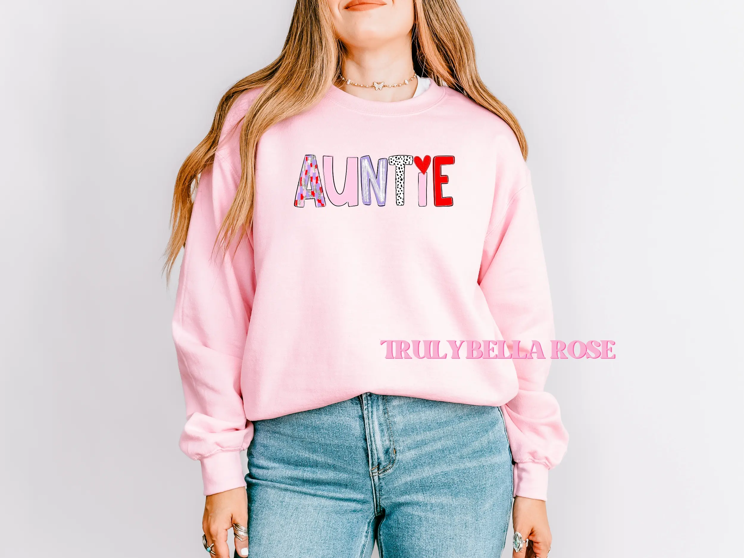 Auntie, aunt, titi, Tia  Valentine’s Day sweatshirt