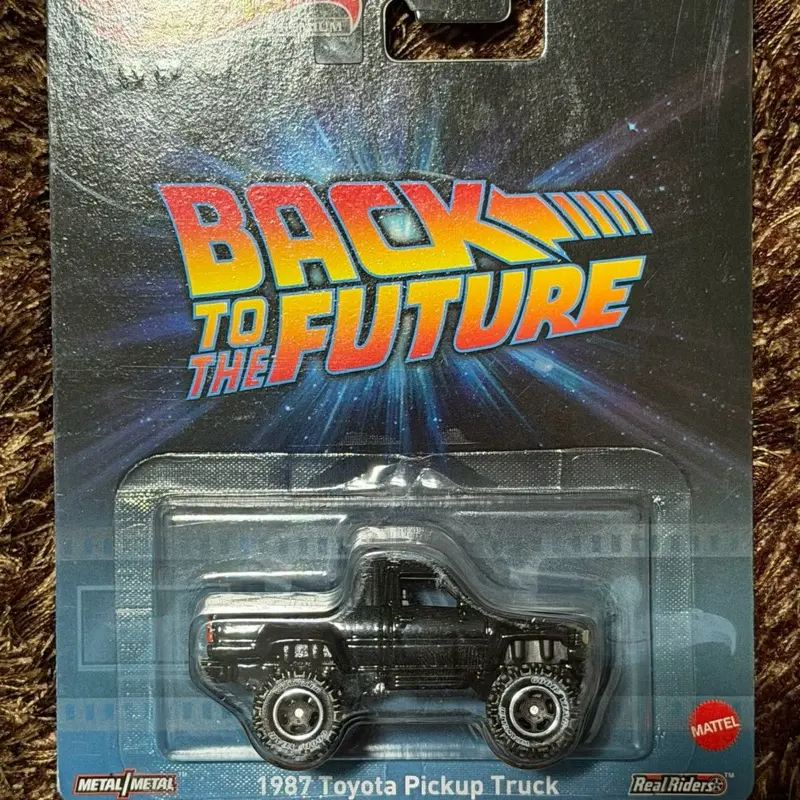 Hot Wheels Back to the Future Toyota Hilux Metal Pickup Truck Japanese Version 1987 Real Riders Mattel