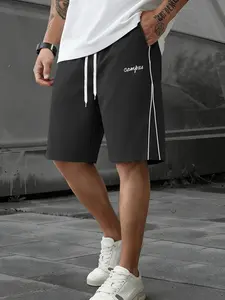 This men’s casual athletic pants is made from comfortable fabric and combines fashion street style. White side stripes add a design touch. It is an ideal choice for casual sports and everyday wear.