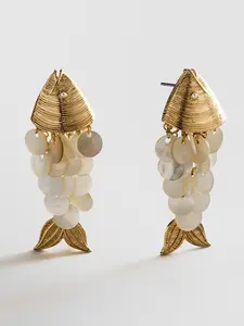 Ripple Effect Fish Earrings - Gold/Pearl