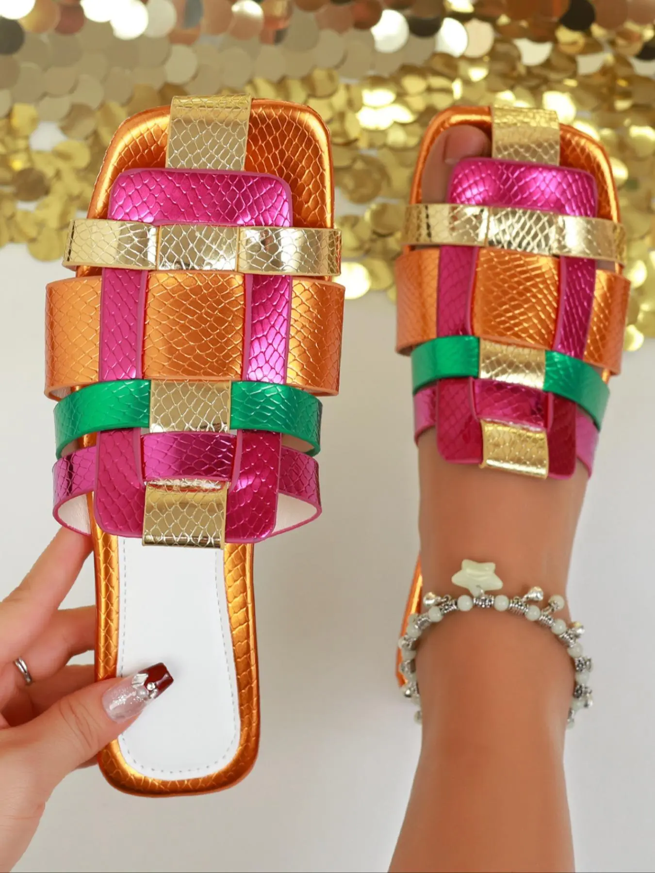 Women's Fashionable  Slides, Casual Comfortable Flat Sandals for Summer, Lightweight Breathable Shoes for Daily Wear