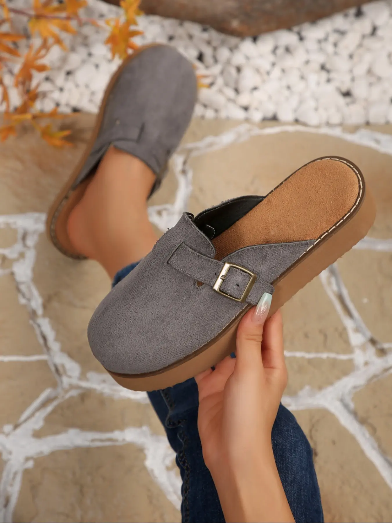 Women's Fashion Slip-On Loafers, Retro Maroon Color, Adjustable Buckle Design, Comfortable Fall & Winter Shoes, Casual Plain Style