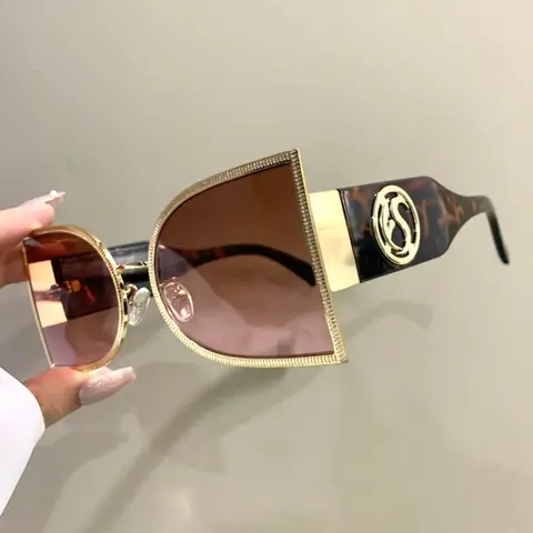 Vintage Trendy Ombre Tortoiseshell Glasses, Retro Fashionable Trendy Eyeglasses for Women, Wide Frame Legs Eyewear for Outdoor Activities, Trendy Beach Eyewear, Stylish Glasses