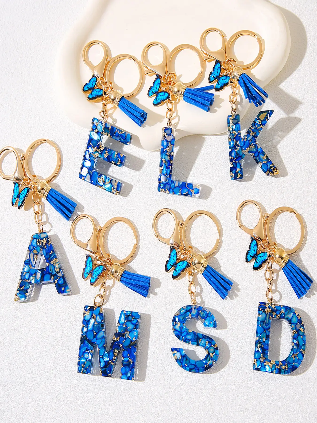 Cute Butterfly Resin Keychain Charm, Letter A-Z Name Initial Keyring, Bag Pendant, Car Earphone Case Decor, Women's Gift, Trendy Cute Keychain, Stylish Keychain, Keychain Accessory, Aesthetic Keychain, Keychain Kawaii, Keychains Cute