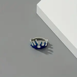 Women's American Vintage Flame Bold Ring, Trendy Hip-Hop Style Statement Piece with Metal Accent, Bold Rings, Metal Accent Rings
