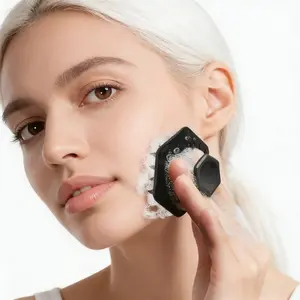 2026 New Silicone Facial Cleansing Brush, Facial Care Tool, Gentle Exfoliating Face Scrubber with Soft Rounded Bristles, Rich Foam Deep Cleansing for Acne, Large Pores & Dry Skin, Ideal Skincare Gift for Men & Women