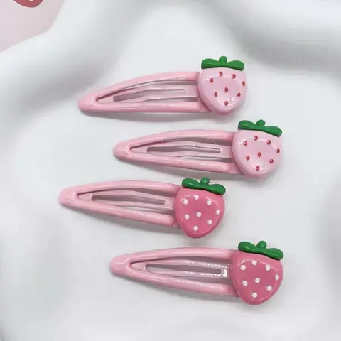 Cute Strawberry Design Hair Clip (4pcs), Fashionable Hair Accessories for Women & Girls, Lovely Hairwear Plain Color Temperament Bangs Clip for Party, Daily Clothing Decor, Hair Clip Set, Super Cute Clips, Hairclips