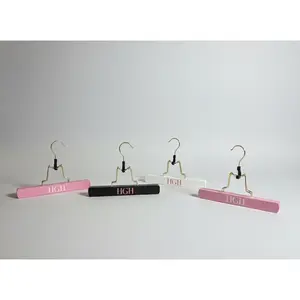 HAIR EXTENSION HANGER