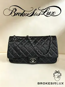 Pre-owned CHANEL Black Caviar Quilted Flap Bag | Ruthenium Chain & Turnlock, Everyday & Casual Shoulder Bag