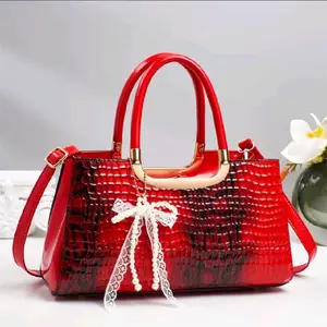 Women's Snake Print Handbag Synthetic Leather Crossbody Purse for Women, Adjustable Strap, Zipper Closure, Everyday Use, Wedding, Party, Work, Fashion Gift Idea