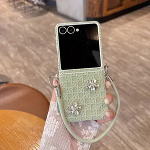 New Elegant Woven Pattern All-Round Hinge Protection Phone Case for Samsung Galaxy Z Flip 7, Shockproof Foldable Case with Hand Strap, Compatible with Z Flip 6 Phone cover