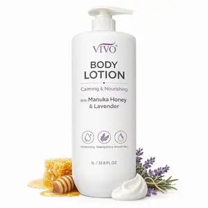 Vivo Per Lei Manuka Honey & Lavender Body Lotion – Hydrating & Calming Daily Moisturizer with Manuka Honey, Lavender Extract & Aloe Vera – Nourishes, Softens & Soothes Dry Skin – Lightweight, Fast-Absorbing Formula – 1L / 33.8 fl oz