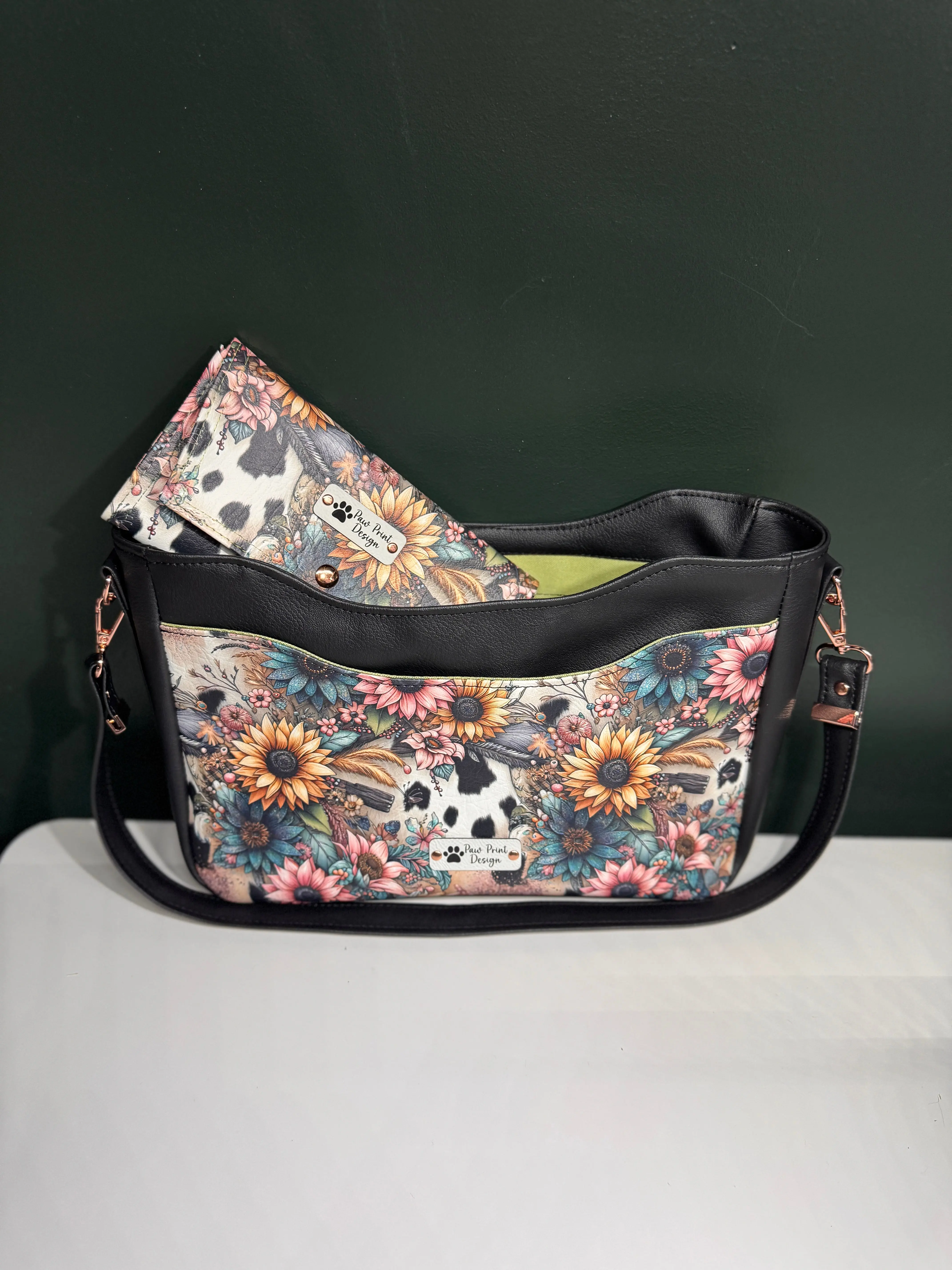 Kiana Handbag and Matching Ladies Architect Wallet