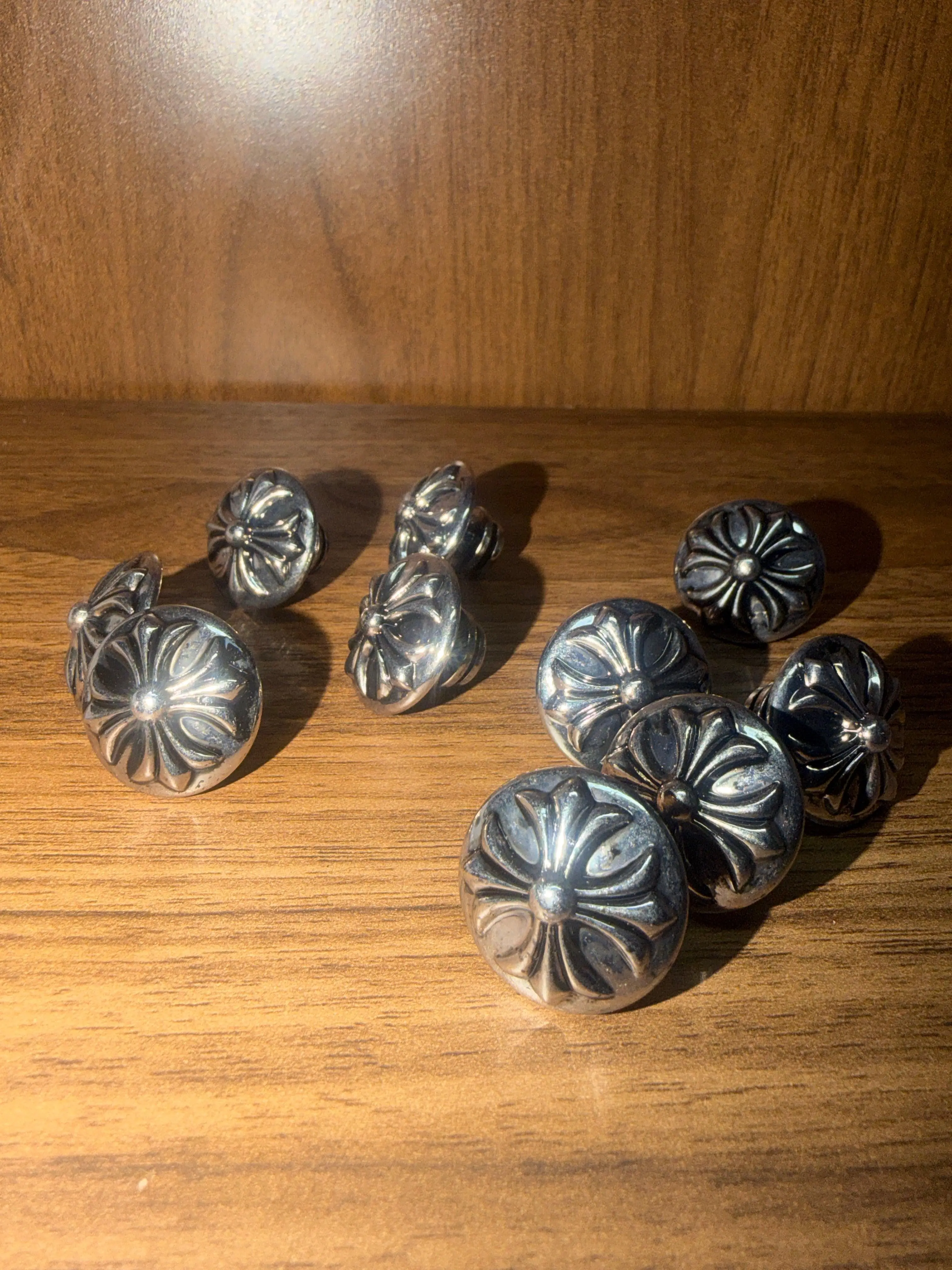 Cross screw for DIY crafts, clothes, decoration Cross screw for DIY crafts, clothes, decoration