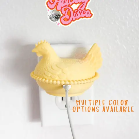 Hen on Nest charger cover (Fits Apple Brand Charger)
