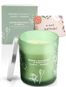 Giftaway Berries Bergamot and Vanilla Wood Wick Candle, 10.6 Oz Soy Scented Candle, Relaxing Aromatherapy Candle Gift for Men and Women, Long Lasting Candle for Home and Office Unisex Fragrance