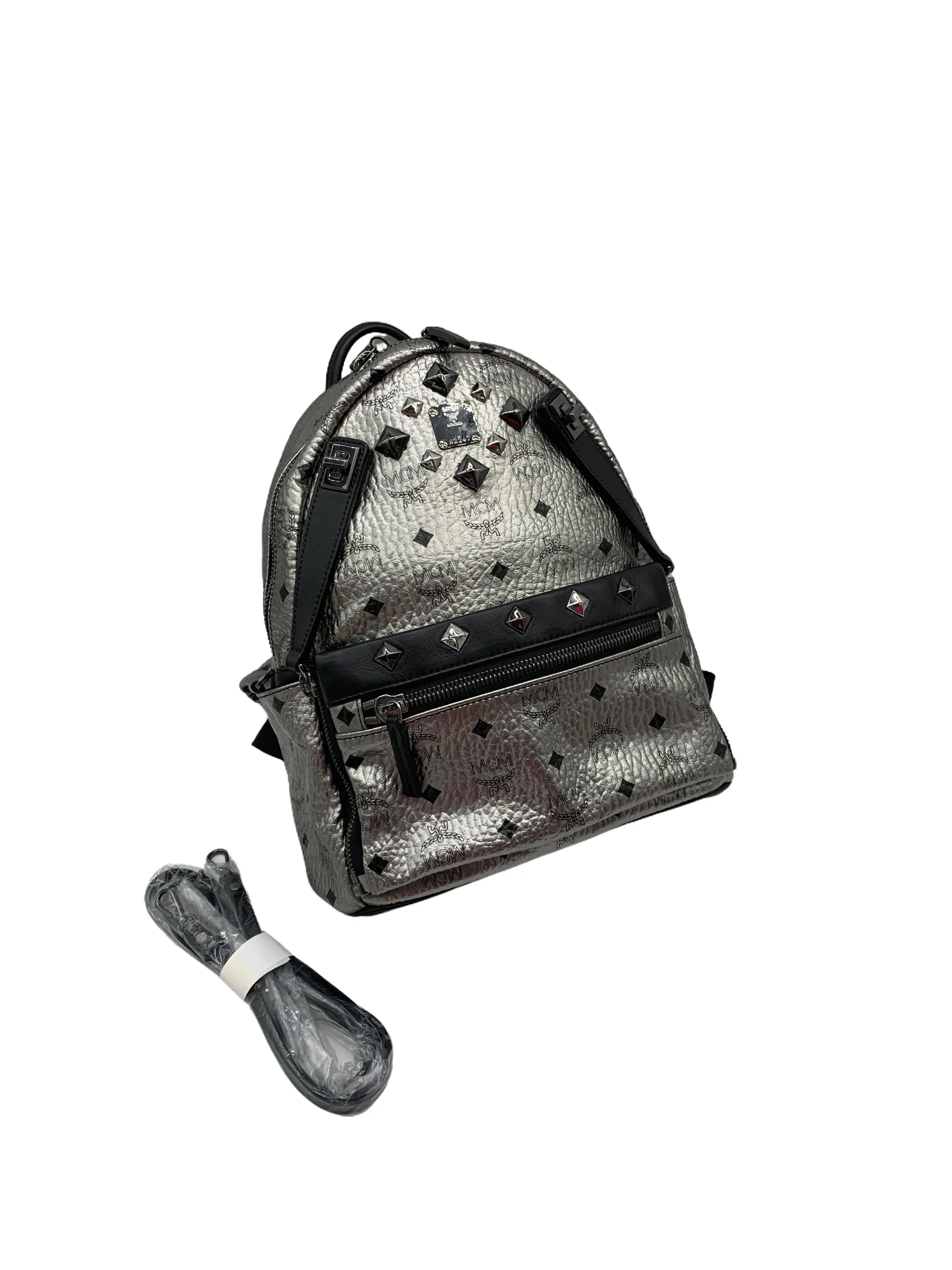 Pre-owned MCM Silver Visetos Studded Backpack/EE06605213/5213