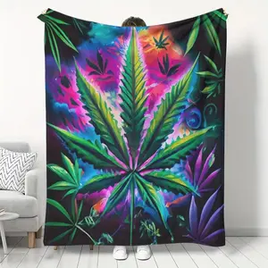 Marijuana Leaf Pattern Blanket, Decorative Blanket, Soft Comfortable Warm Throw Blanket, Cool Bedroom Bedding Blankets, Napping Blanket for Home Office Travel Camping