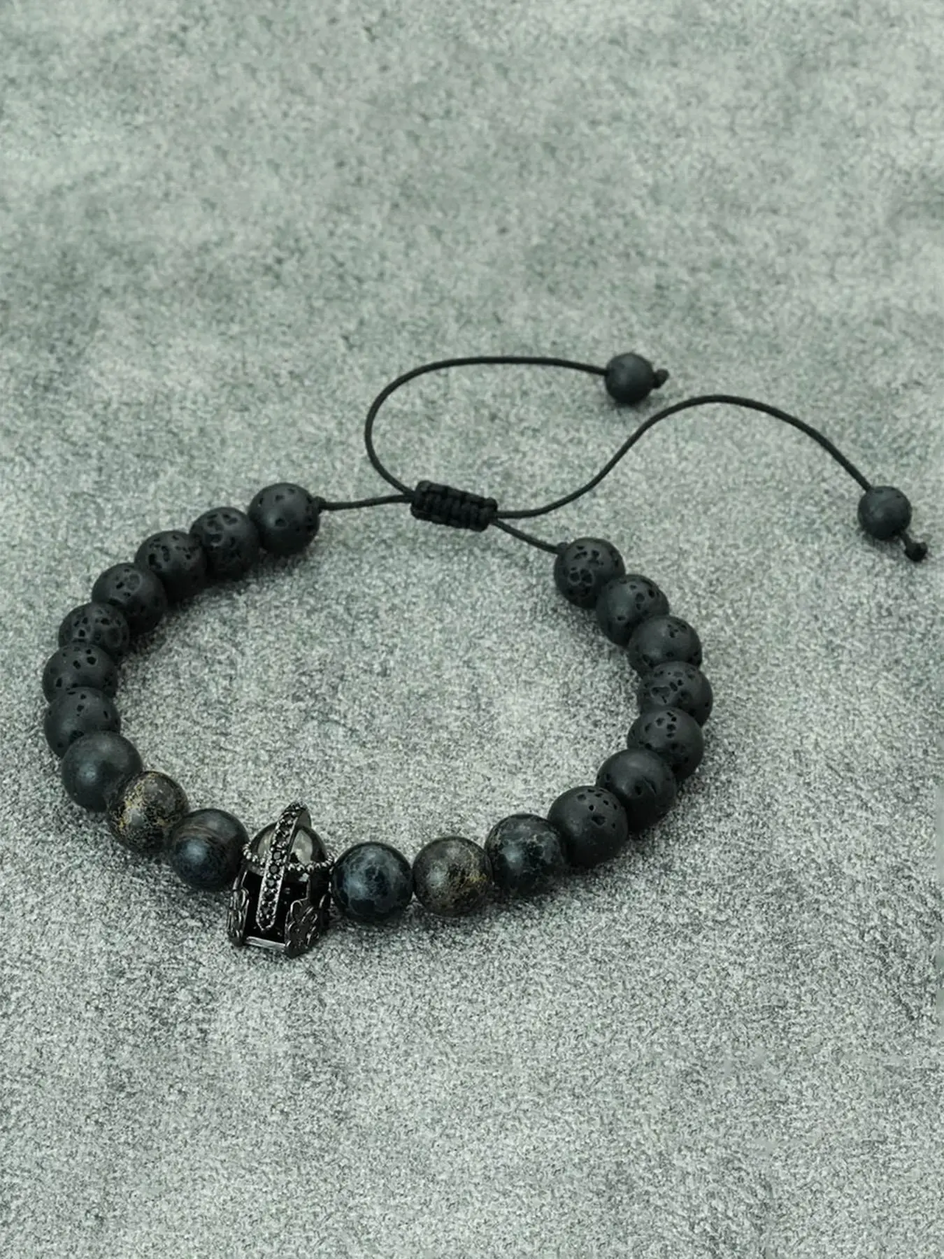 Vintage Natural Lava Stone Knight Helmet Design Bracelet, Fashionable Adjustable Beaded Bracelet for Men, Trendy All-match & Exquisite Jewelry for Birthday Gift