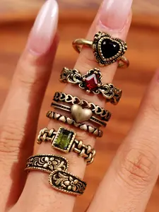 Five-Piece Set Vintage Fashion High-End Elegant Light Luxury Versatile Old Money Style Exquisite Personalized Unique Shiny Colorful Heart Geometric Irregular Antique Gold Ring Set Women's Daily Holiday Party Christmas Gift Jewelry rings