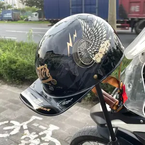 1 Retro Half Helmet Unisex Lightweight, Quick-Release Chin Strap, Airflow Vents and Shock-Absorbing Construction, Perfect for Men and Women, Motorcycling, Scooter Riding, Skate Sports, Classic Aesthetics, Snug Fit and Low-Maintenance Exterior