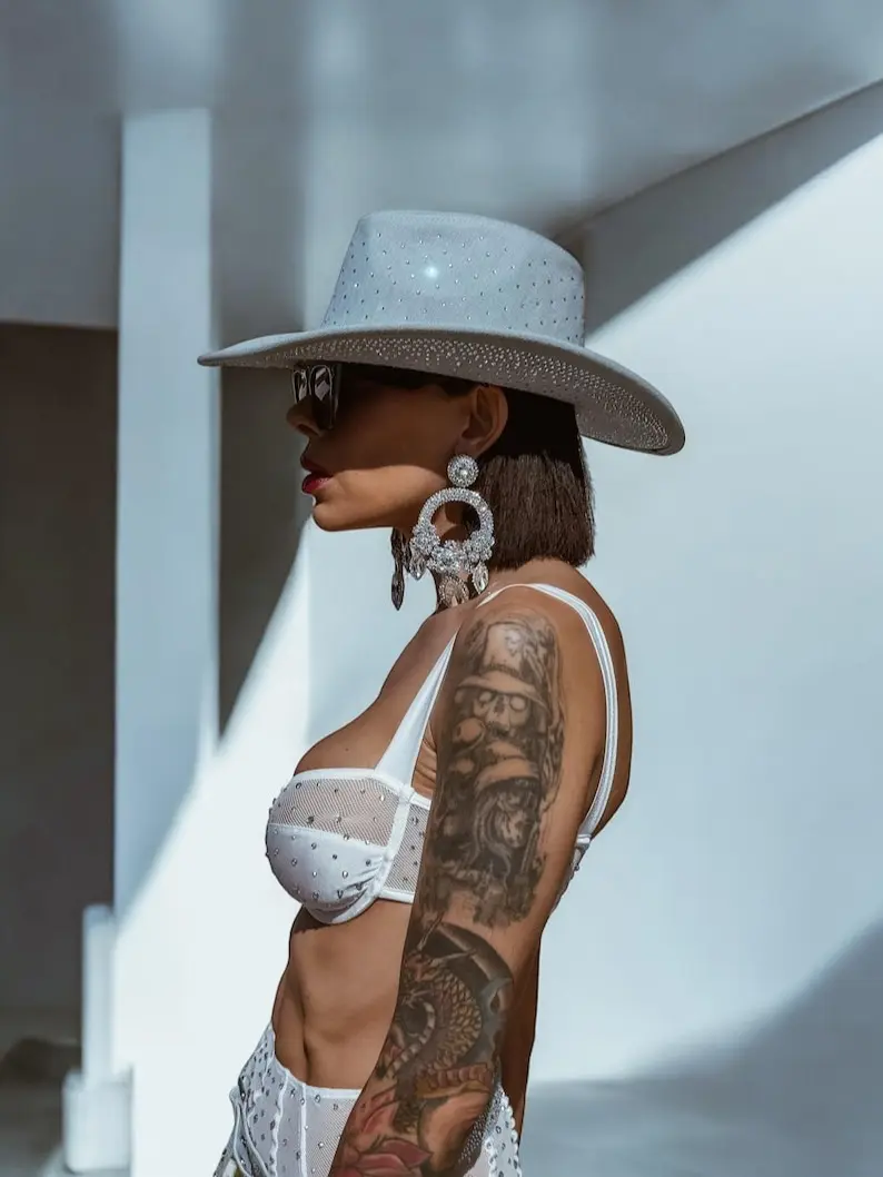 Rhinestone Diamond Denim Cowboy Hat Western Glam Bling Shiny Cowgirl Hat for Bachelorette Festivals Diamond Embellished Festival Hat