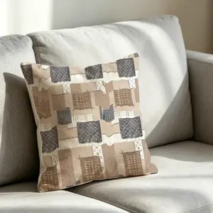 1 Country Style Patchwork Throw Pillow  Pillowcase  Patchwork  Style Decor  Perfect for lounge Chairs, living Rooms, Bedrooms, Office Sofas, Beds, and Home Decor. Includes filling. Comfortable gift Pillow