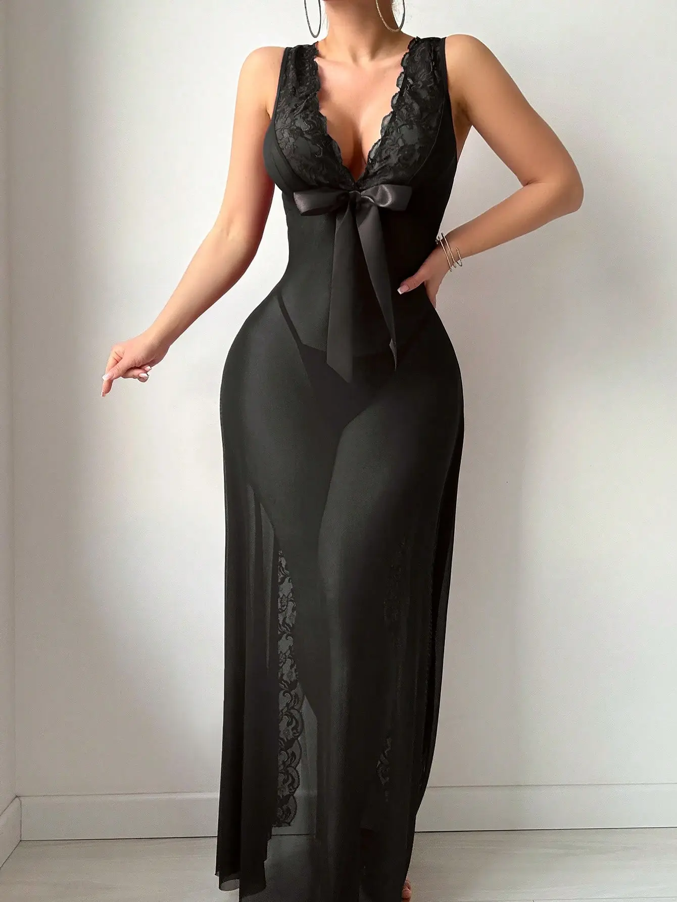 Women's Classic 2-Piece Curve-Hug Bodysuit Lingerie Set - V-Neck Lace Bodysuit with Adjustable Straps, Breathable Mesh Sheer Pants & Panties, Comfortable Stretch Fabric with Satin Bow, Ideal for Valentine's Day, Fantasy Photoshoot, Black