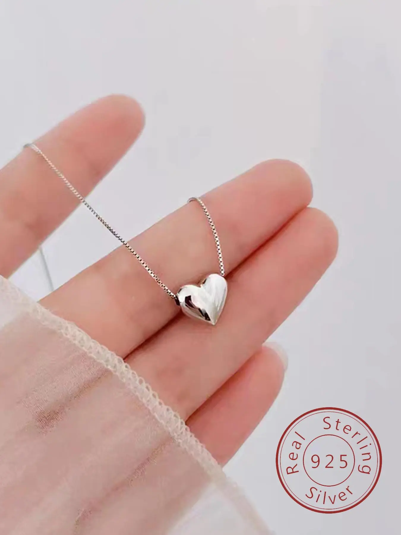 S925 Sterling Silver Heart Shaped Pendant Necklace for Women & Girls, Valentine Gifts for Her, Fashion Jewelry for Party, Daily Clothing Decor, Heart Design Necklace, Love Necklace