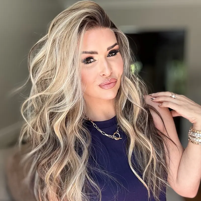 AISOM Selina Honey Mocha Long Body Wave Free Part Glueless Lace Front Wig with Scandinavian Hairline High Quality Synthetic Lace Wig 22 Inches Heat Friendly Women Wig