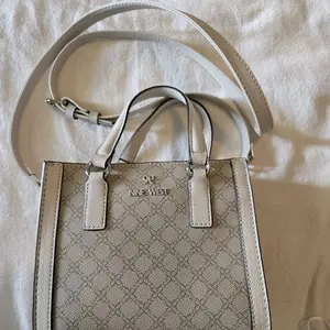 NWOT Nine West Mini Satchel – Pristine Condition Mushroom Monogram