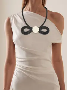 Elegant Geometric Design Necklace, Perfect for Daily Wear, Office & Dates, Versatile Ladies' Jewelry, Simple Yet Stylish Accessory