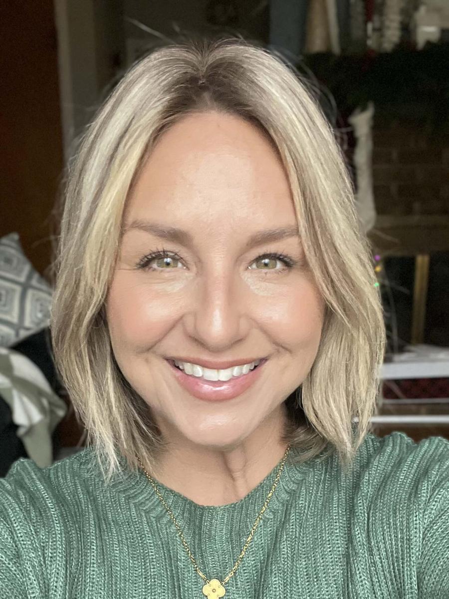 Item: Ombre Light Brown with Blond Highlight, 10inch