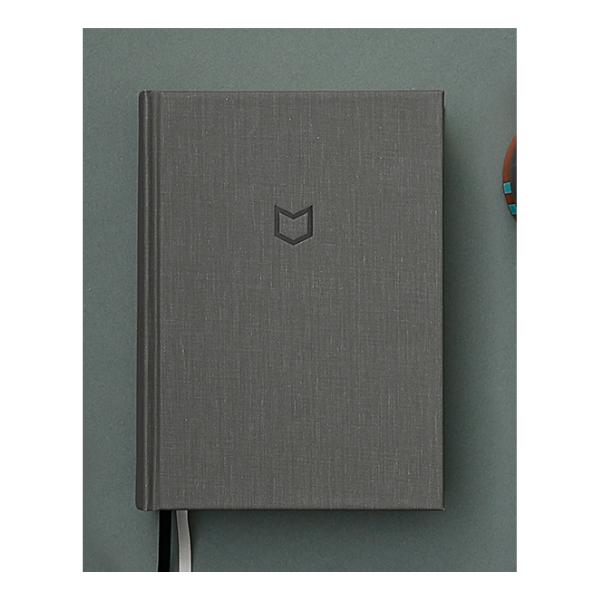 CSB He Reads Truth Bible, Charcoal Cloth Over Board, Black Letter, Wide Margins, Journaling Space, Illustrations, Reading Plans, Easy-to-Read Bible Serif Type Hardcover – May 1, 2019