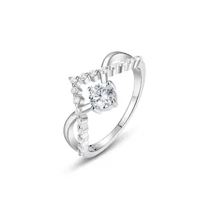 Hot Selling S925 Silver Geometric Moissanite Ring, Exquisite Inlaid Ladies Ring