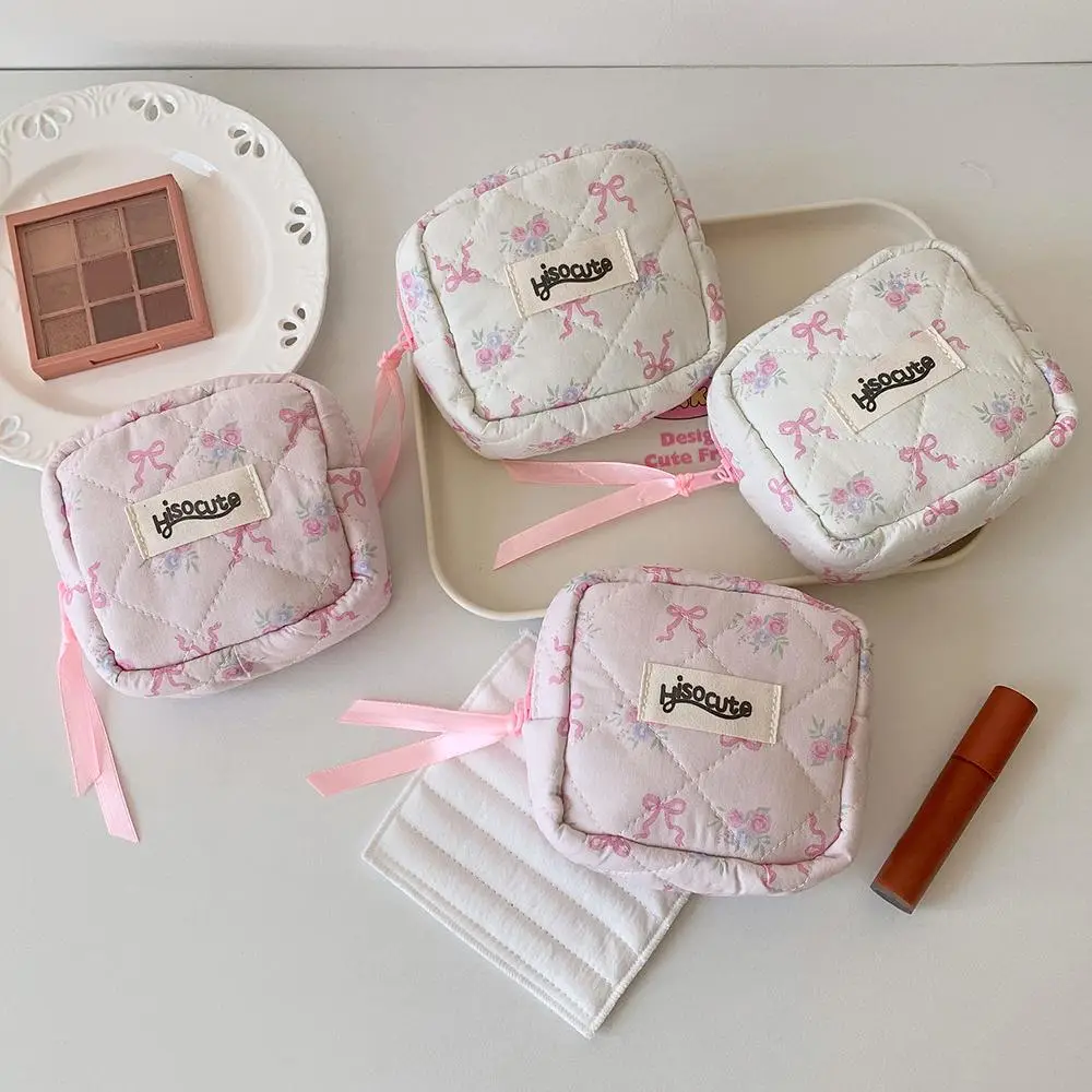 Floral & Bow Pattern Sanitary Napkin Storage Bag, 1/2 Counts Portable Cute Mini Lipstick Storage Bag with Zipper, Dustproof Fabric Storage Bag for Hom