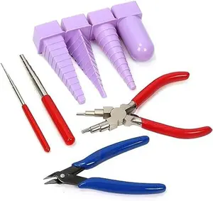 8-Piece Jewelry Wire Winding Set with 6-in-1 Clamp & 4 Design Frames for Beading & Crafting – Essential Tools for Jewelry Making Enthusiasts