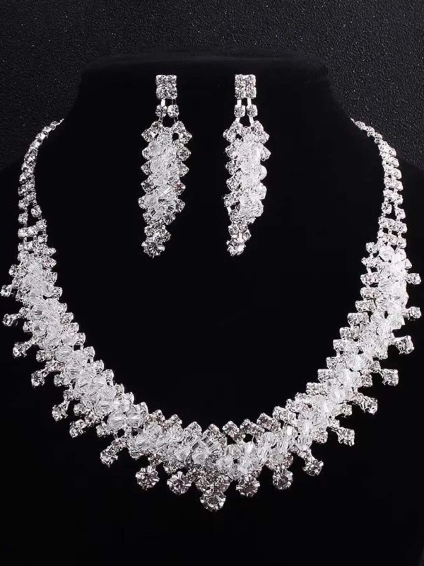 3-Piece Bride Dress Jewelry Set, European and American Fashion Crystal Necklace Earrings Set, Wedding Accessories