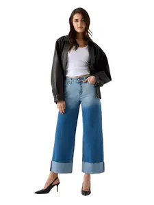 GUESS Female Relaxed Jeans