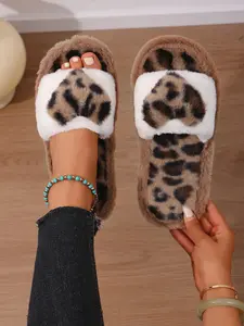 Women's Heart Embroidered Plush Slipper, Soft Fleece Lined Bedroom Slippers, Wide Strap Cute Warm Winter Fall Shoes Gift, Indoor Slippers