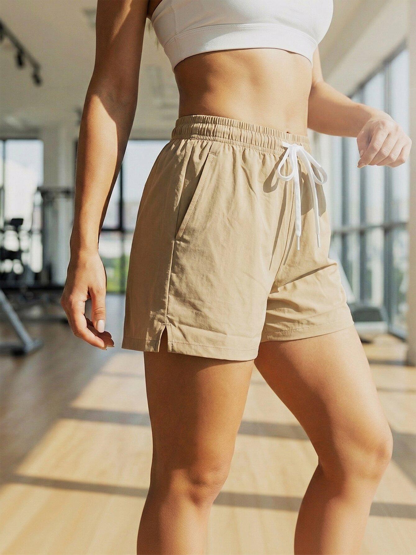 Women’s solid-color athletic shorts, 4-pack; available in multiple colors; quick-drying, breathable, and comfortable; made from nylon fabric combined with ice silk material, which helps keep them dry quickly. Suitable for women to wear—ideal for indoor ac