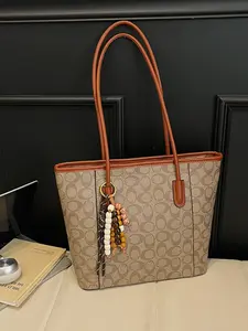 Classic Luxury Floral Shoulder Bag, Large Capacity Women's Crossbody Bag, Fashionable Daily Use, New 2026 Model, Versatile Design