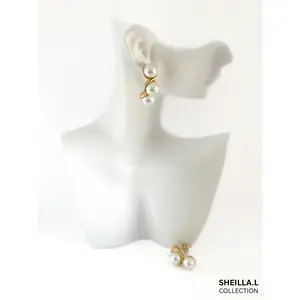 18k Gold Triple Pearl Stud Earrings –  Stainless Steel