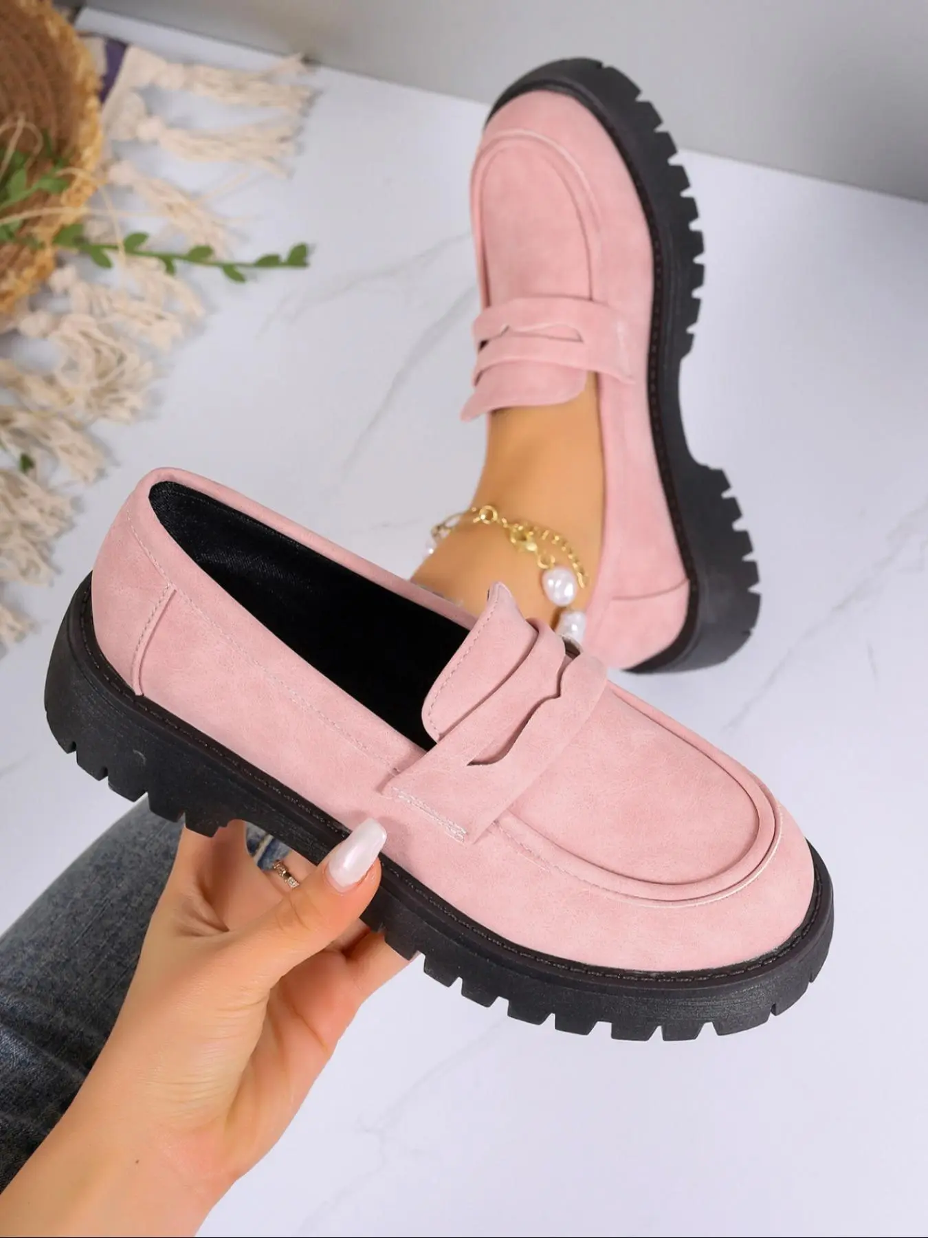 Women's Fashionable Solid Color Slip on Loafers, PU Leather Loafers, Casual Comfortable Flat Shoes for Daily Wear, Lightweight Breathable Shoes for Women & Girls, Running, Slip on Flats