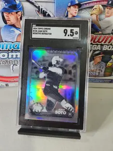 Topps Chrome 2024 Juan Soto Negative Refractor #150 9.5 Graded Baseball Card