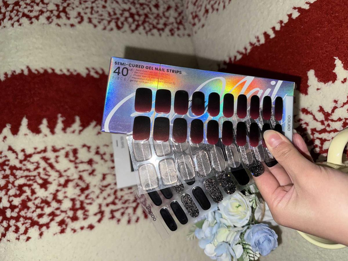 Item: Burgundy Color