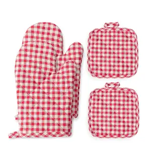 2/4 PCS Red Plaid Oven Mitts & Pot Holders Set, Heat Resistant Non-Slip Kitchen Gloves, Cotton Baking Cooking Gloves for BBQ Grilling Kitchen Heat Protection
